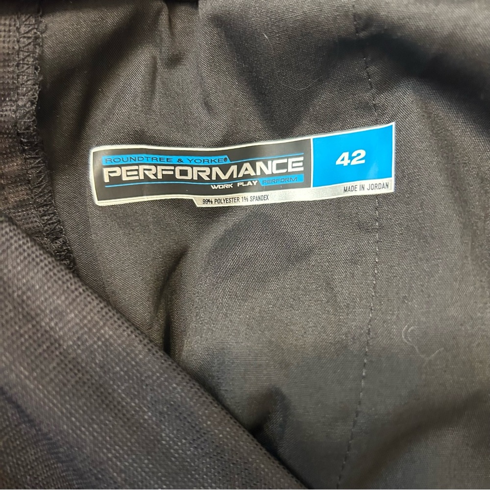 Roundtree & Yorke Mens Casual‎ Shorts 42  Black Flat Front Stretch Chino NWT New - Picture 4 of 9